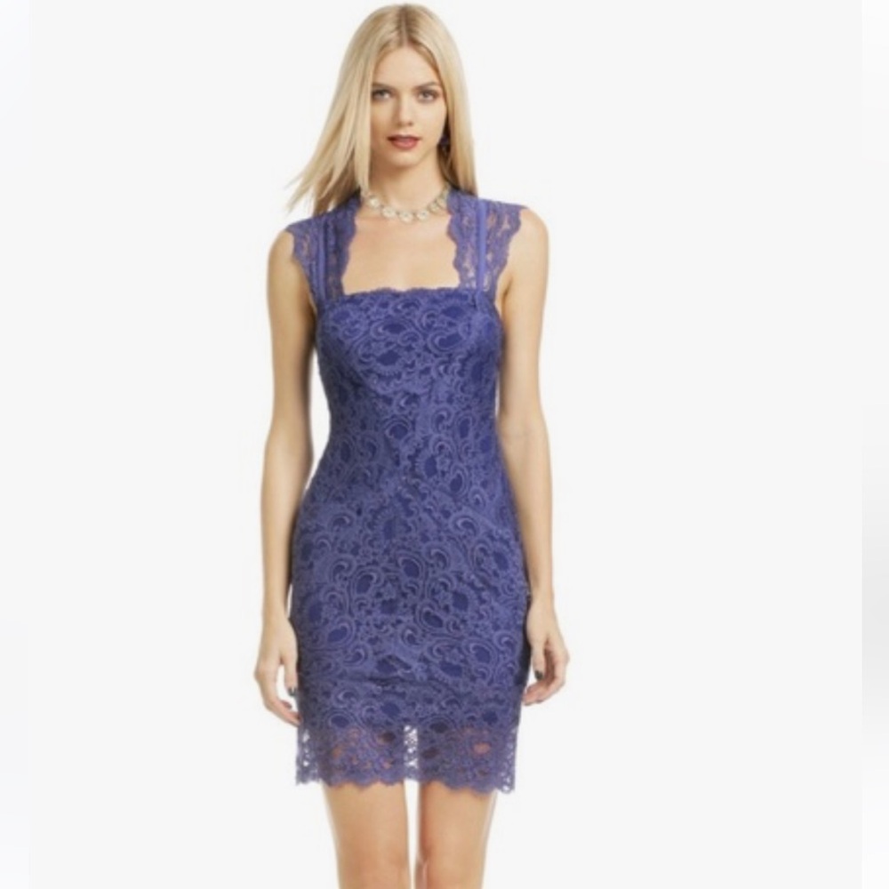 Down from $195!💗Like New Elegant Lace Blue Dress